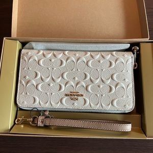 Coach oversized accordion Wallet Wristlet with bonus wrist strap